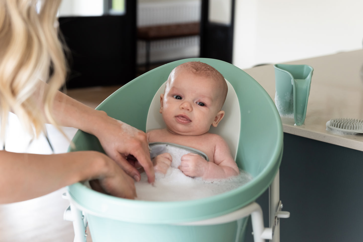 Shnuggle bath in Eucalyptus