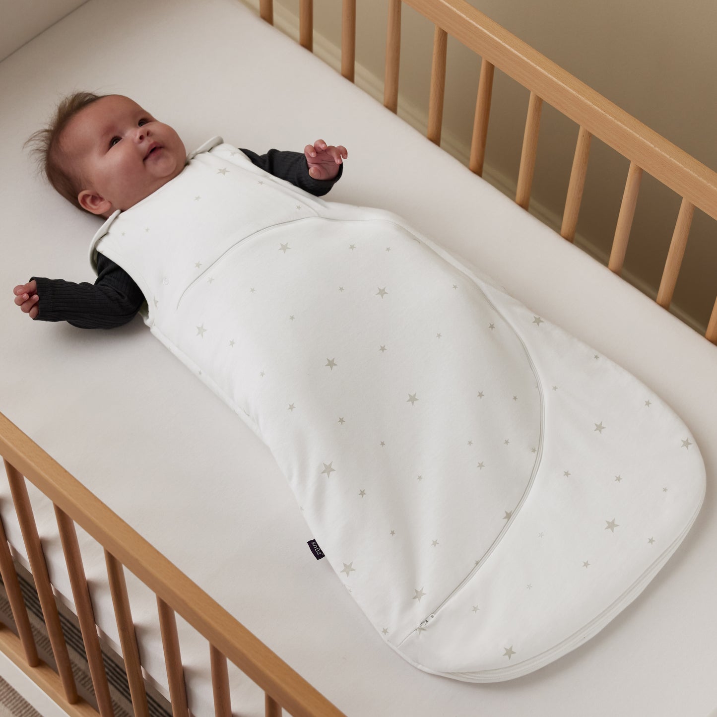 SnuzPouch 0-6 months in grey star
