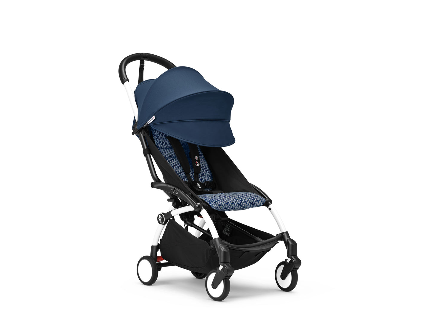 YoYo3 stroller with white chassis and air france colour pack.