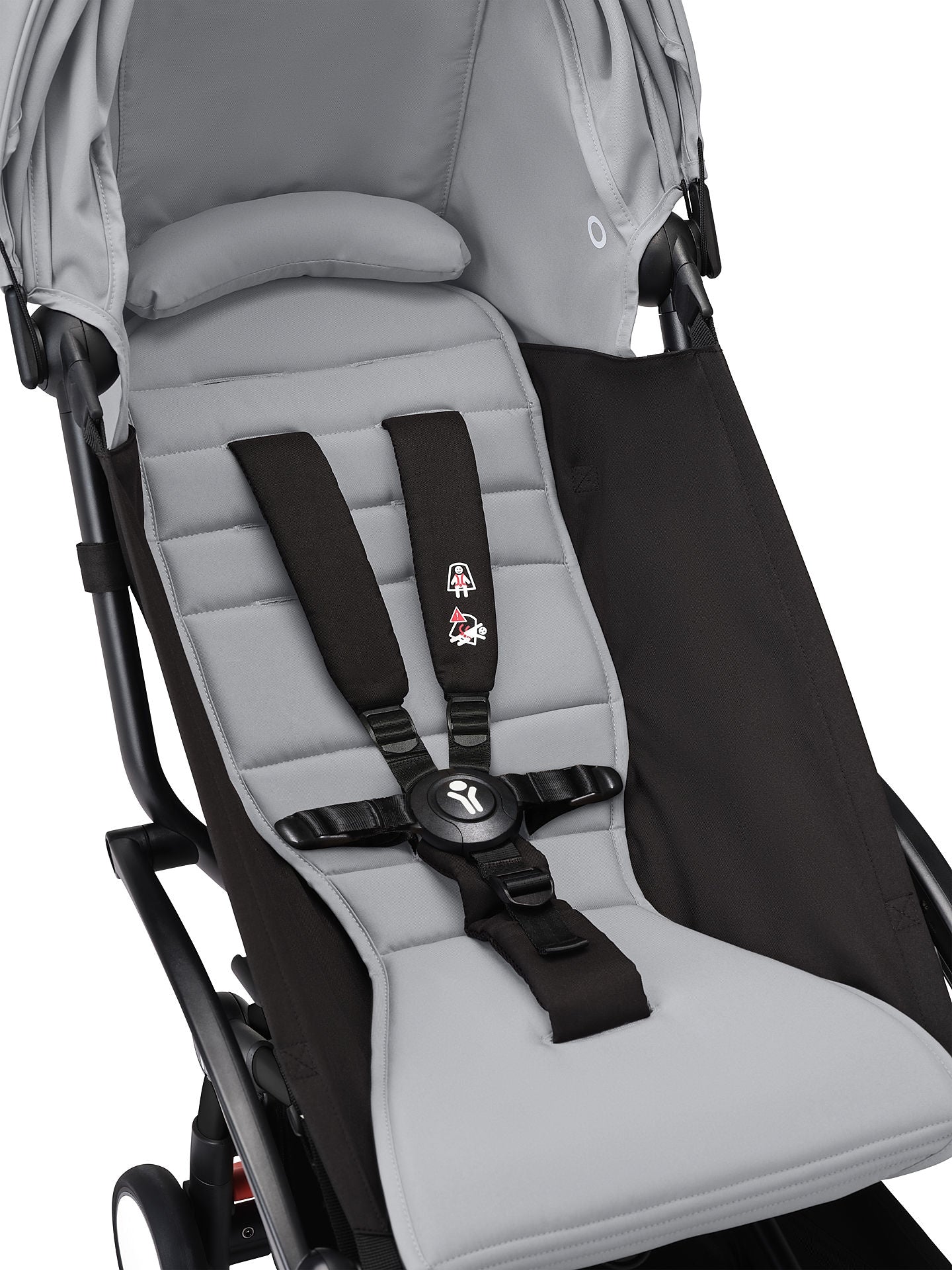 YoYo3 stroller with black chassis and stone colour pack.
