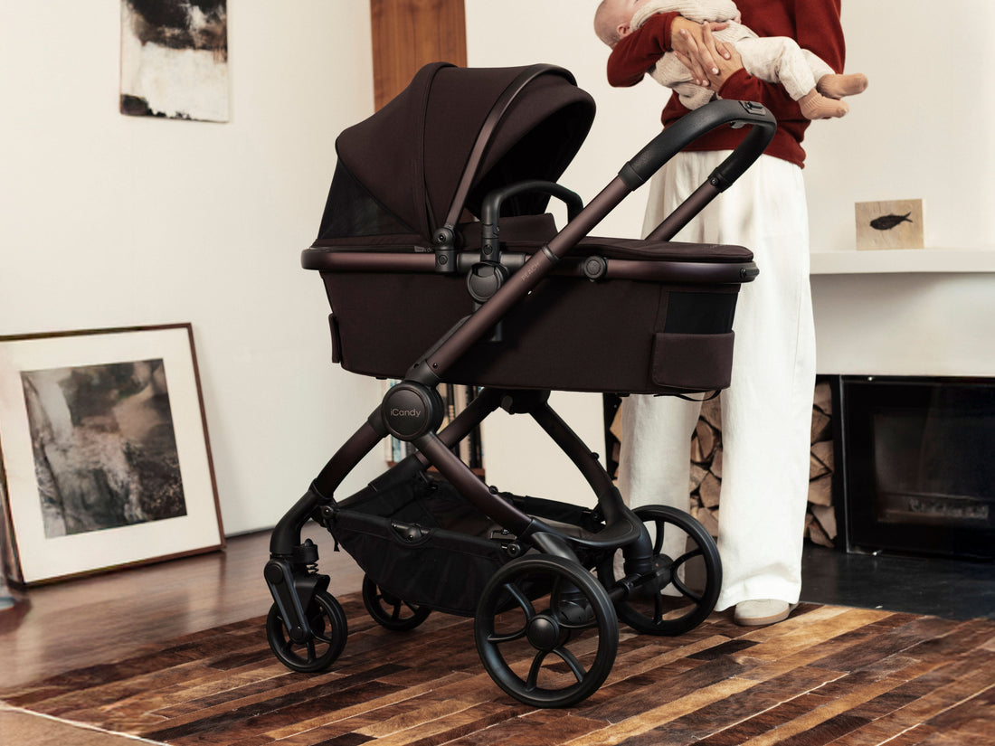 iCandy Pecah8 in coffee bean colour shown with carrycot on elevators