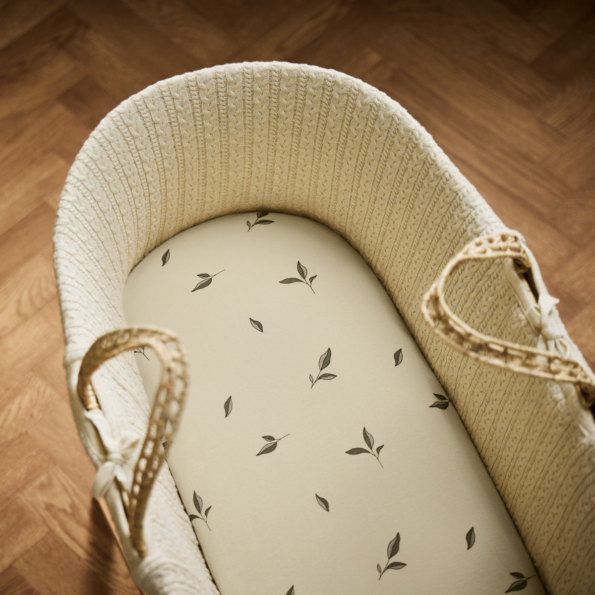 Little green sheep organic cotton moses basket/pram fitted sheets in beige with leaves colour.