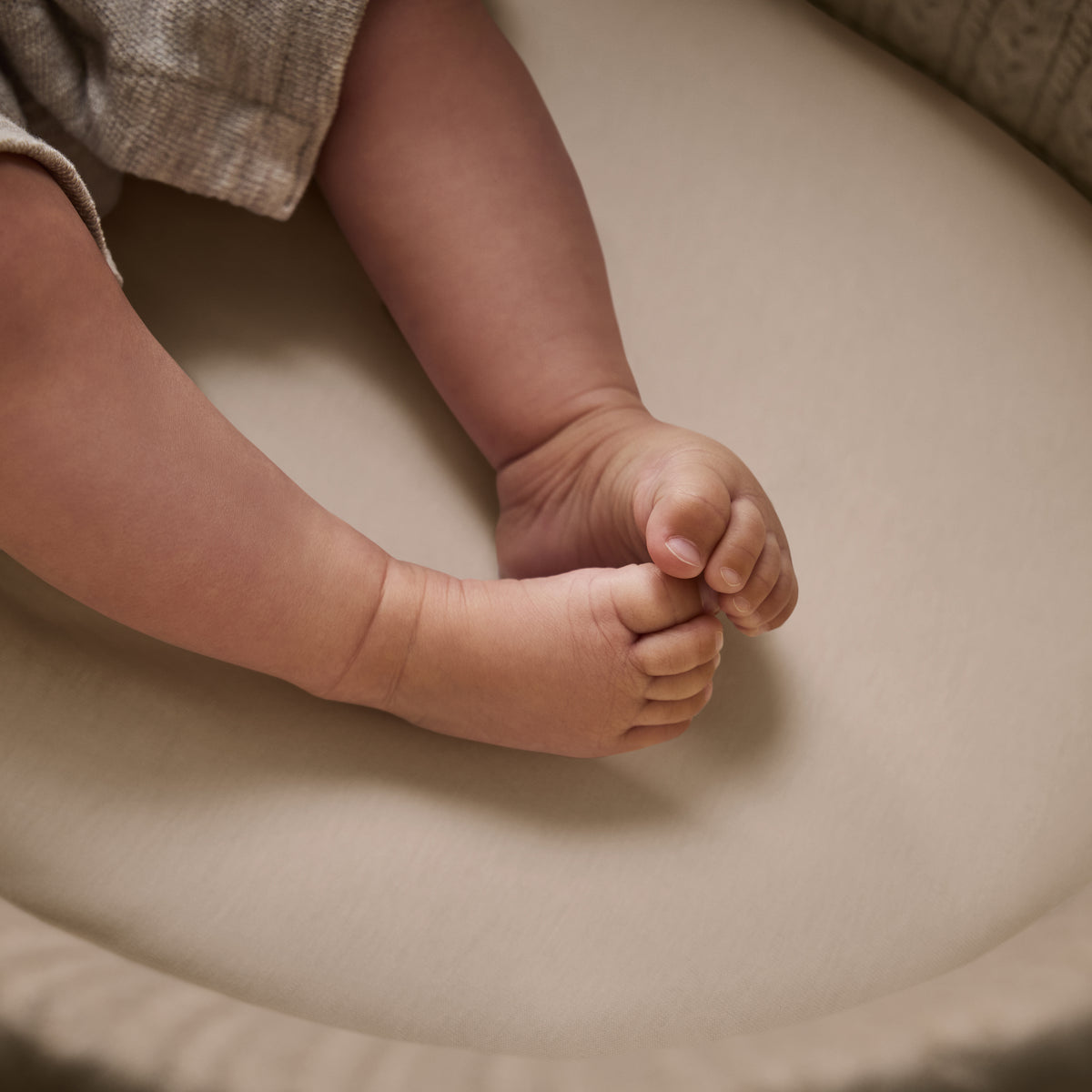 Little green sheep organic cotton moses basket/pram fitted sheets in truffle brown colour.