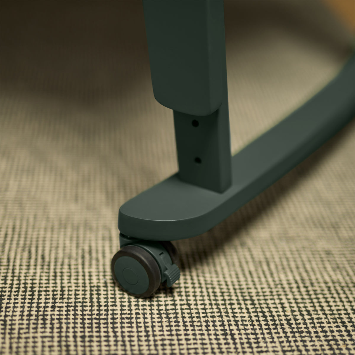 SnuzPod Studio bedside crib in Berlin Green colour.