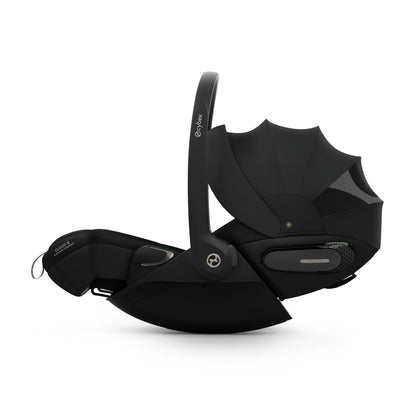 iCandy Peach 8 in biscotti beige Colour, complete with pushchair accessories and Cybex Cloud S Car Seat only.