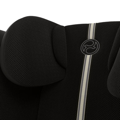 Cybex Pallas G2 in Moon Black Plus