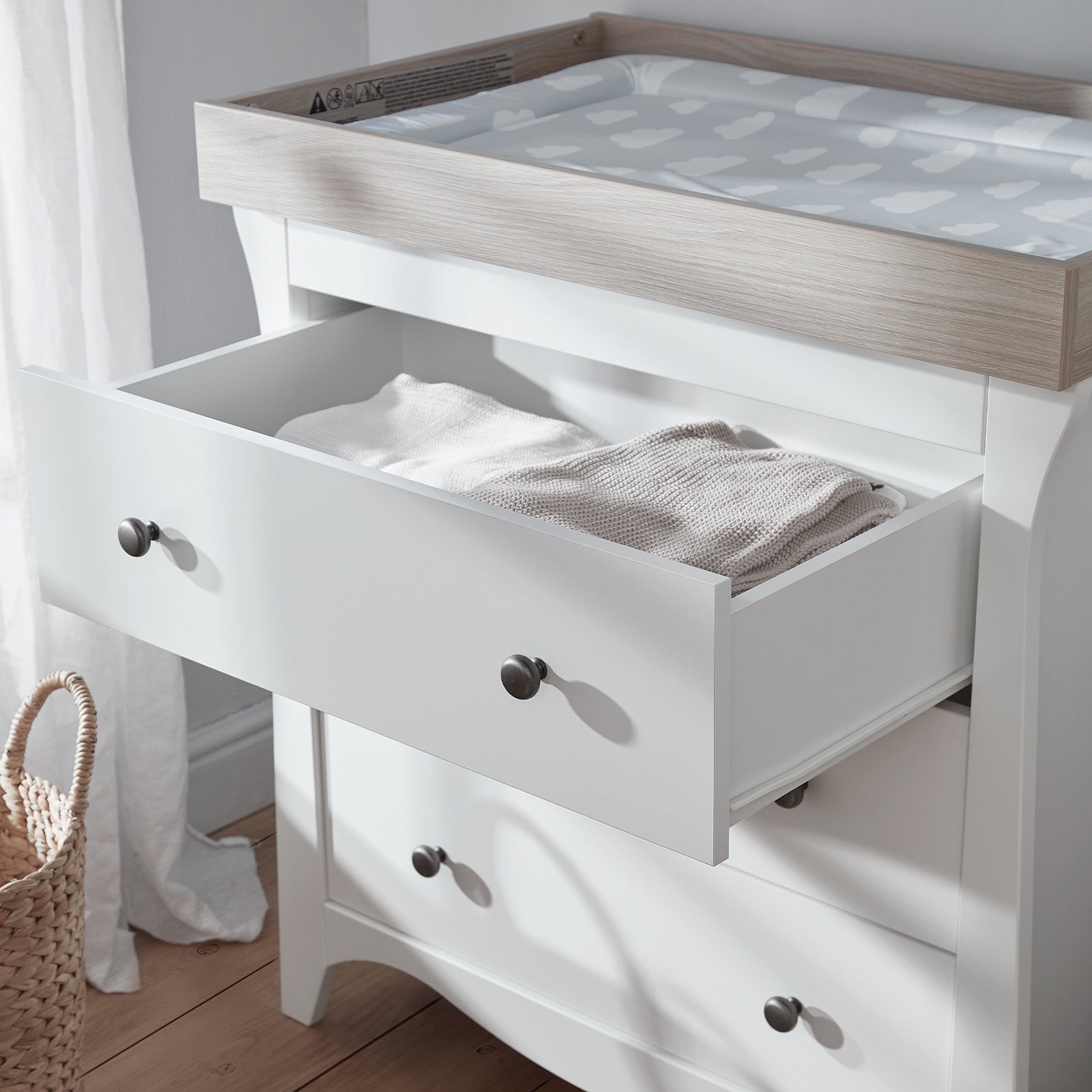 Clara dresser with 3 drawers in white showing the spacious inside of the drawers