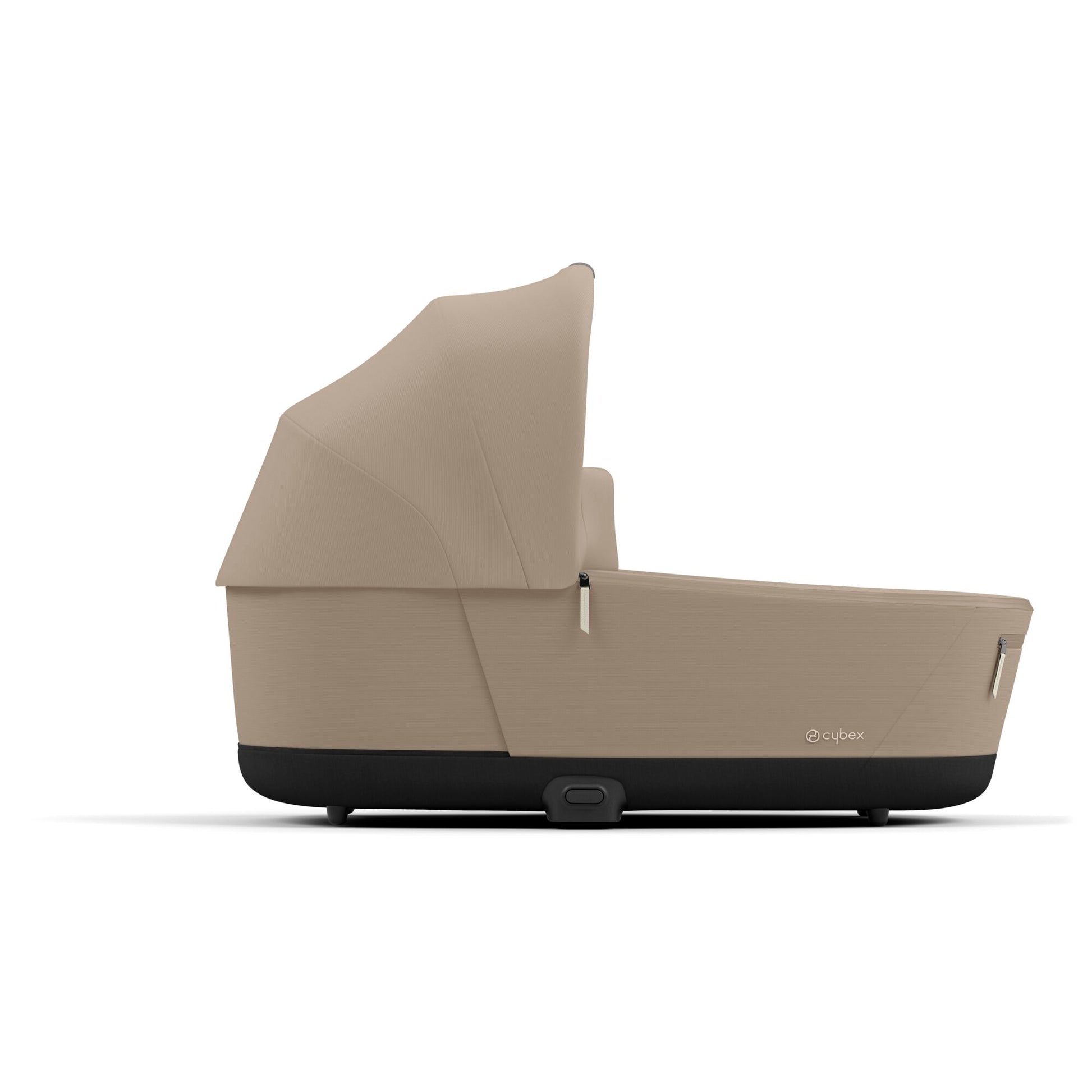 Cybex Lux Carrycot in cozy beige.