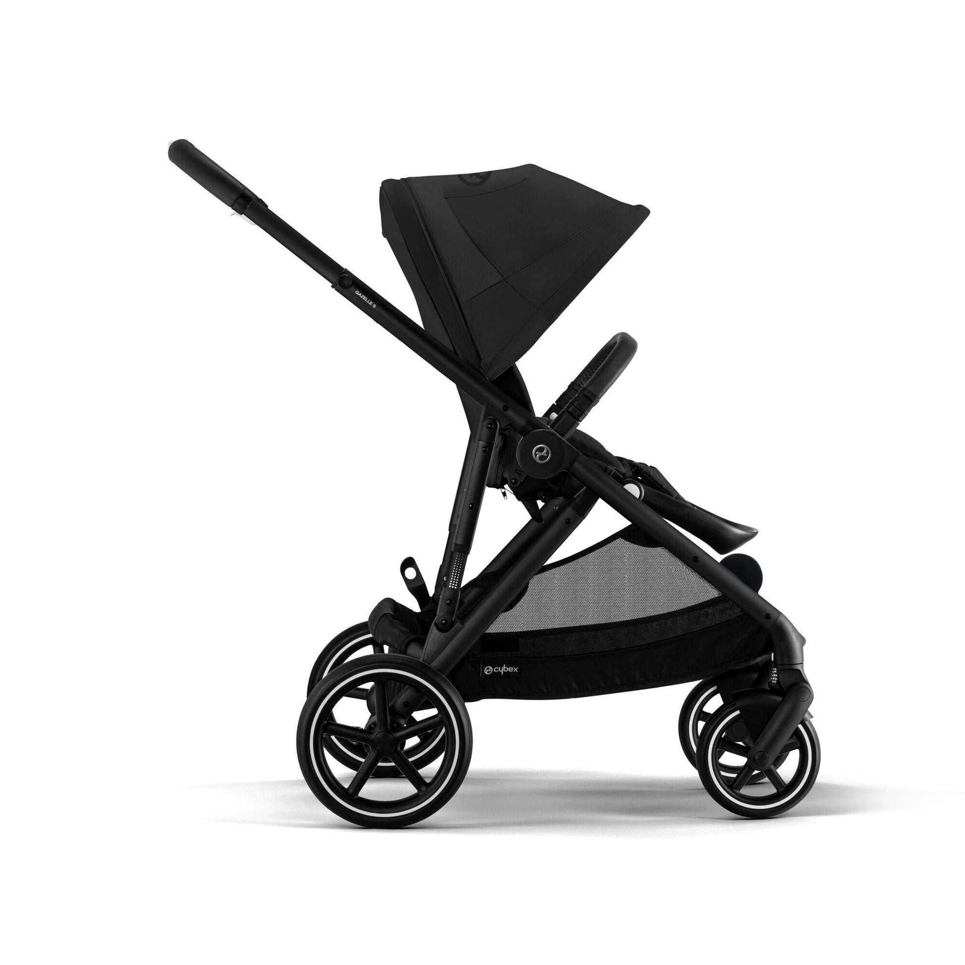 Gazelle pushchair in moon black.