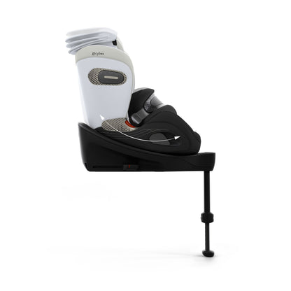 Cybex anoris Si car seat with airbag in misty grey style colour, with isofix base attatched.