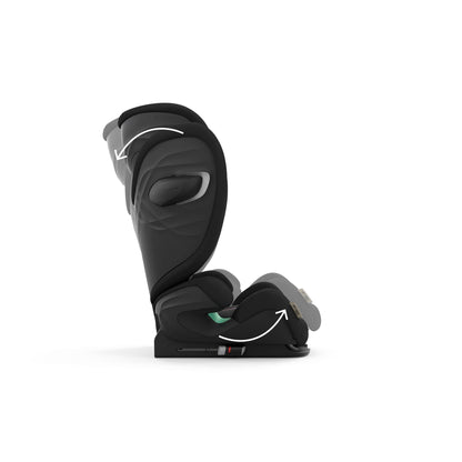 The Solution G car seat in black plus showcasing its design.