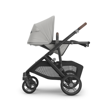 UPPAbaby Vista V3 In Savannah showcasing a stroller 