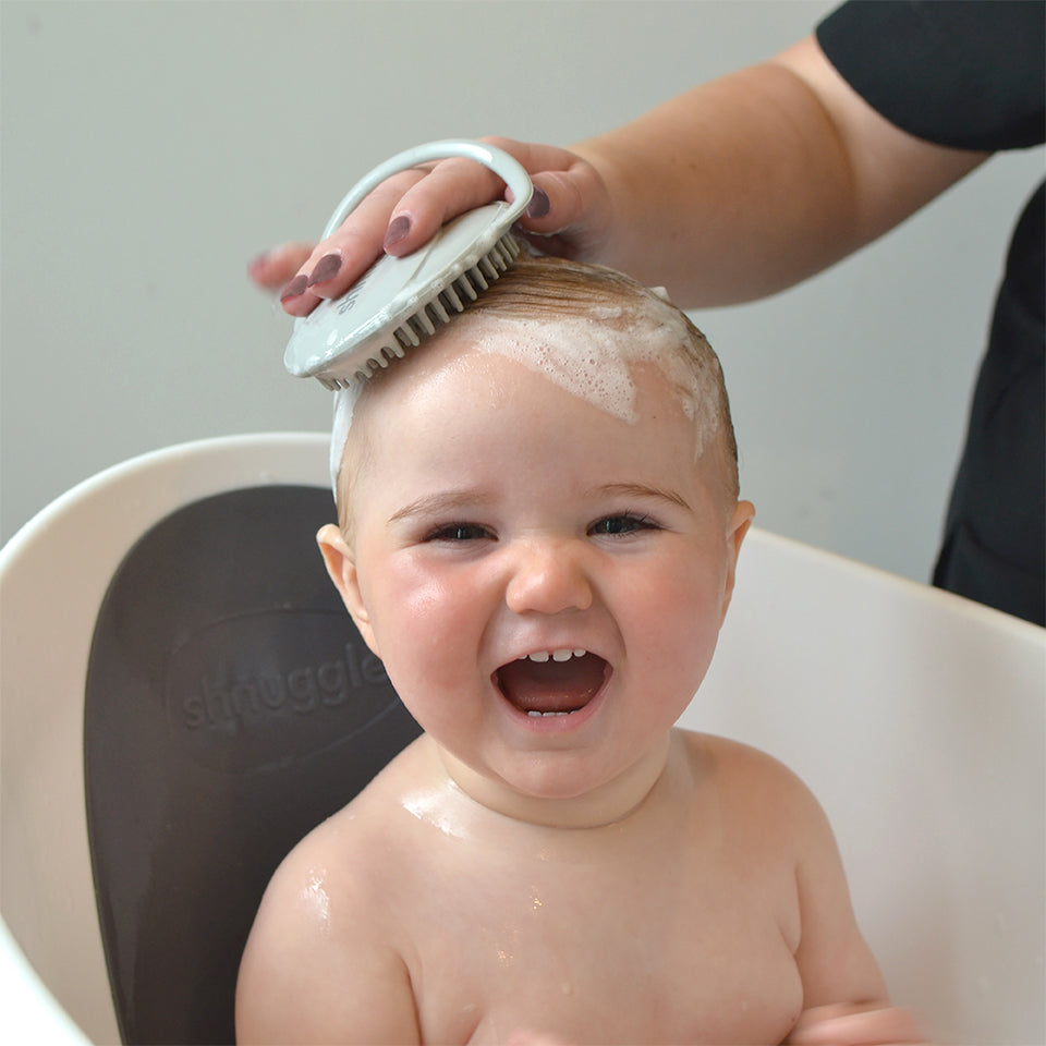 Shnuggle baby bath brush in grey