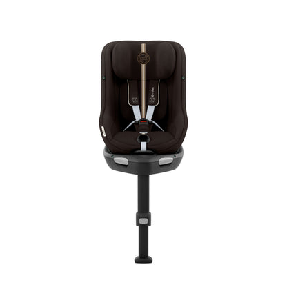 Cybex Sirona Gi I-Size car seat in chocolate brown colour.