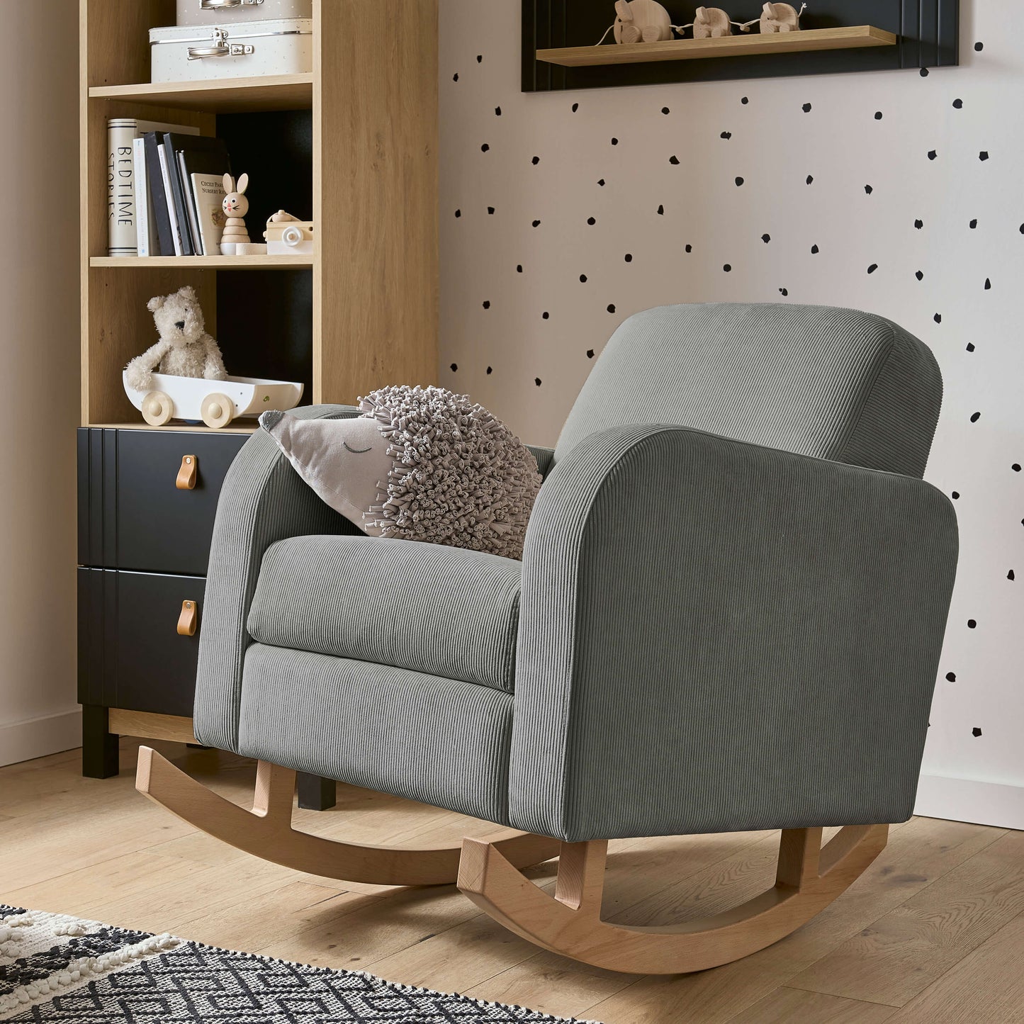 CuddleCo Etta nursing chair in anthracite colour way with rocking feet.