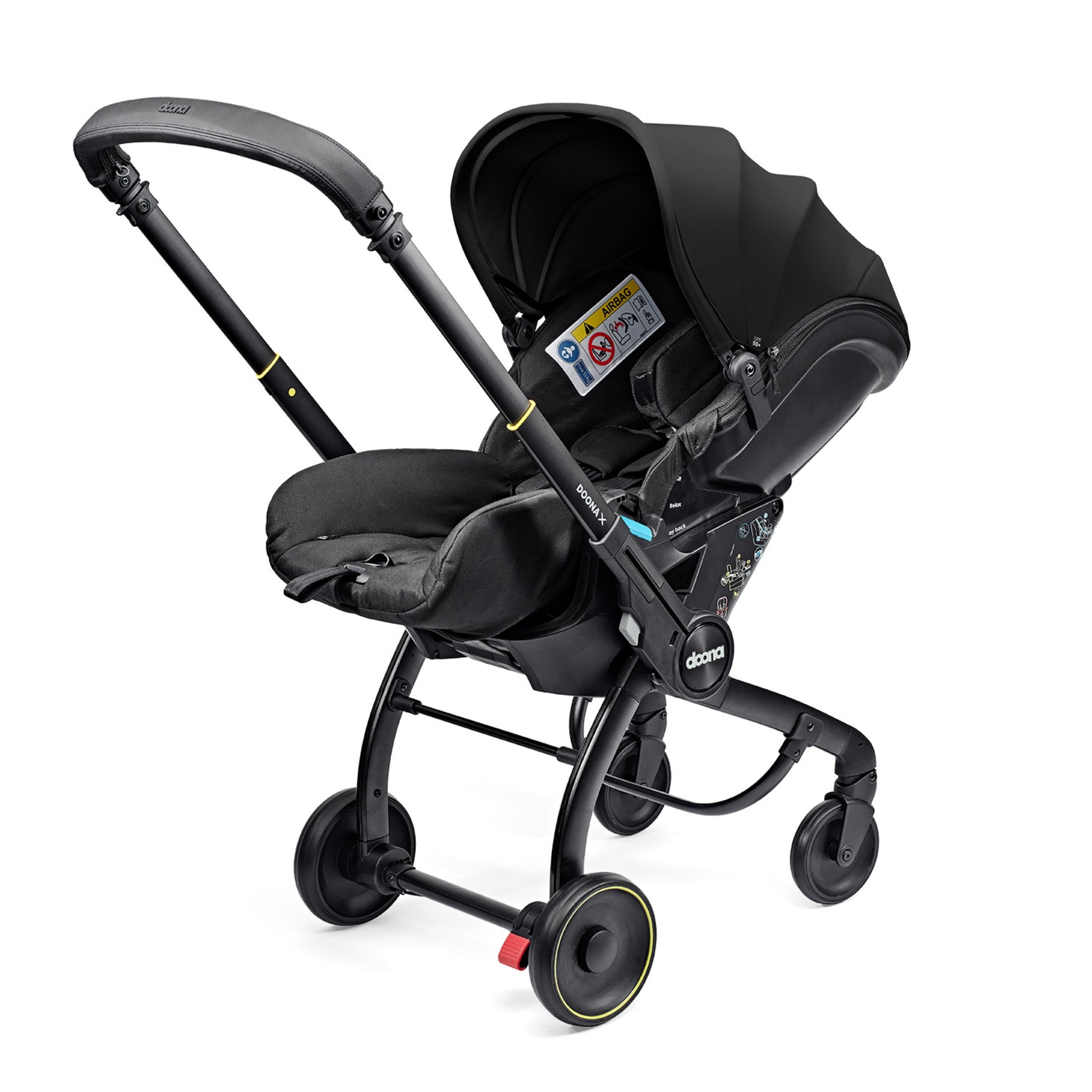 A stylish Doona car seat in nitro black, for a modern infant safety solution.