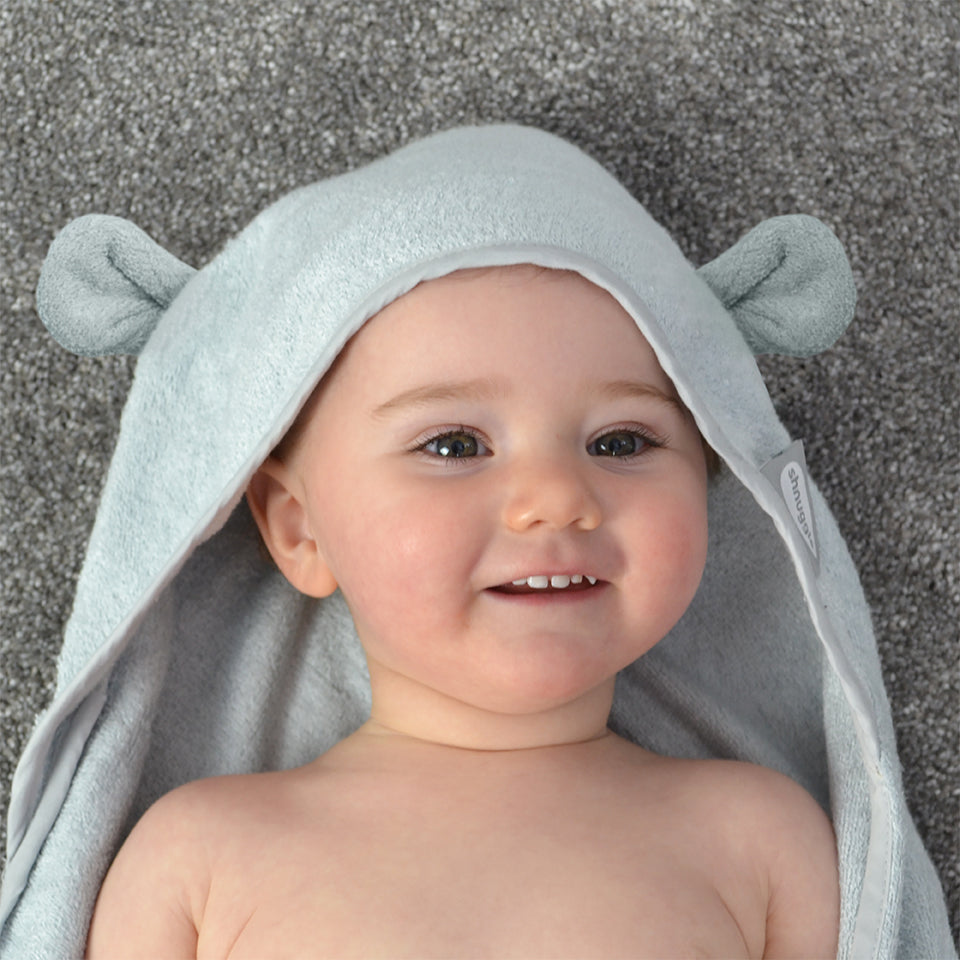 Shnuggle hooded towel in grey