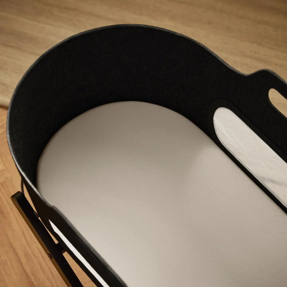 Snuz fitted sheets to fit a moses basket or pram in grey colour.