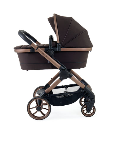  iCandy Peach 7 stroller in Pecan perfect for stylish parents on the go.
