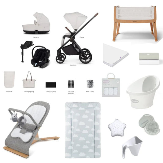 Venicci Claro Pushchair & carrycot in Vanilla, complete with all babies essential including car seat, crib, bath and bath time accessories.