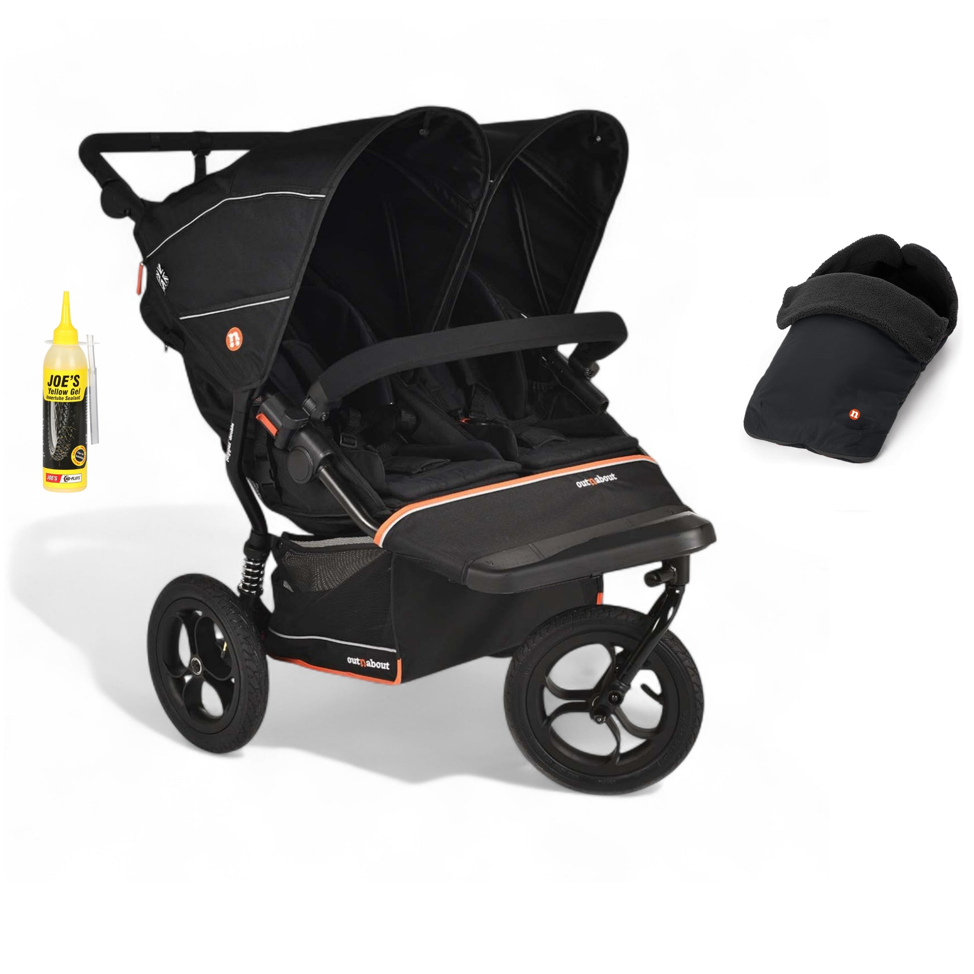 Out N About double nipper v6  in summit black with 1 footmuff