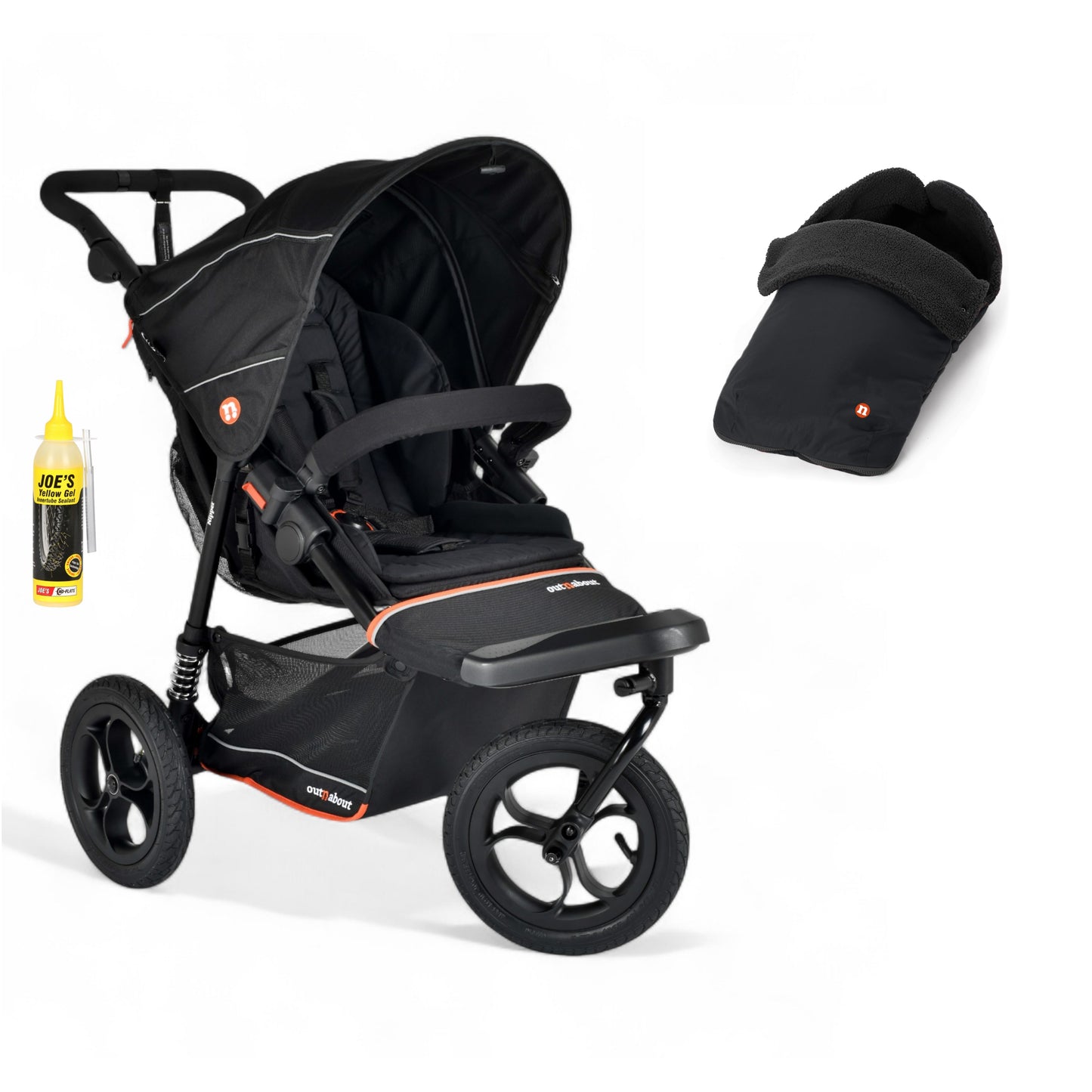 Out N About single V6 nipper in summit black with footmuff 