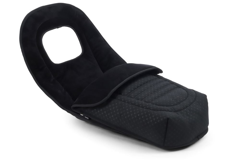 Oyster 4 Footmuff in Raven