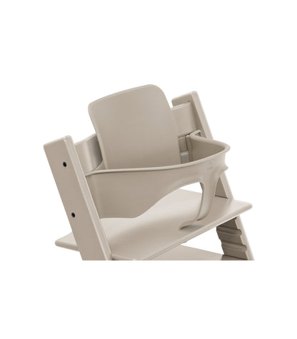 Stokke Babyset V2 in Cashmere Grey colourway.