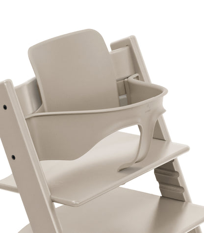 Stokke Babyset V2 in Cashmere Grey colourway.