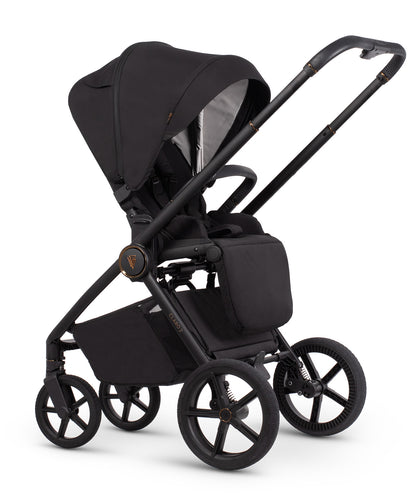 Veicci Claro 2 travel system in noir black with matching accessories, complete with cybex cloud S car seat and isofix base.