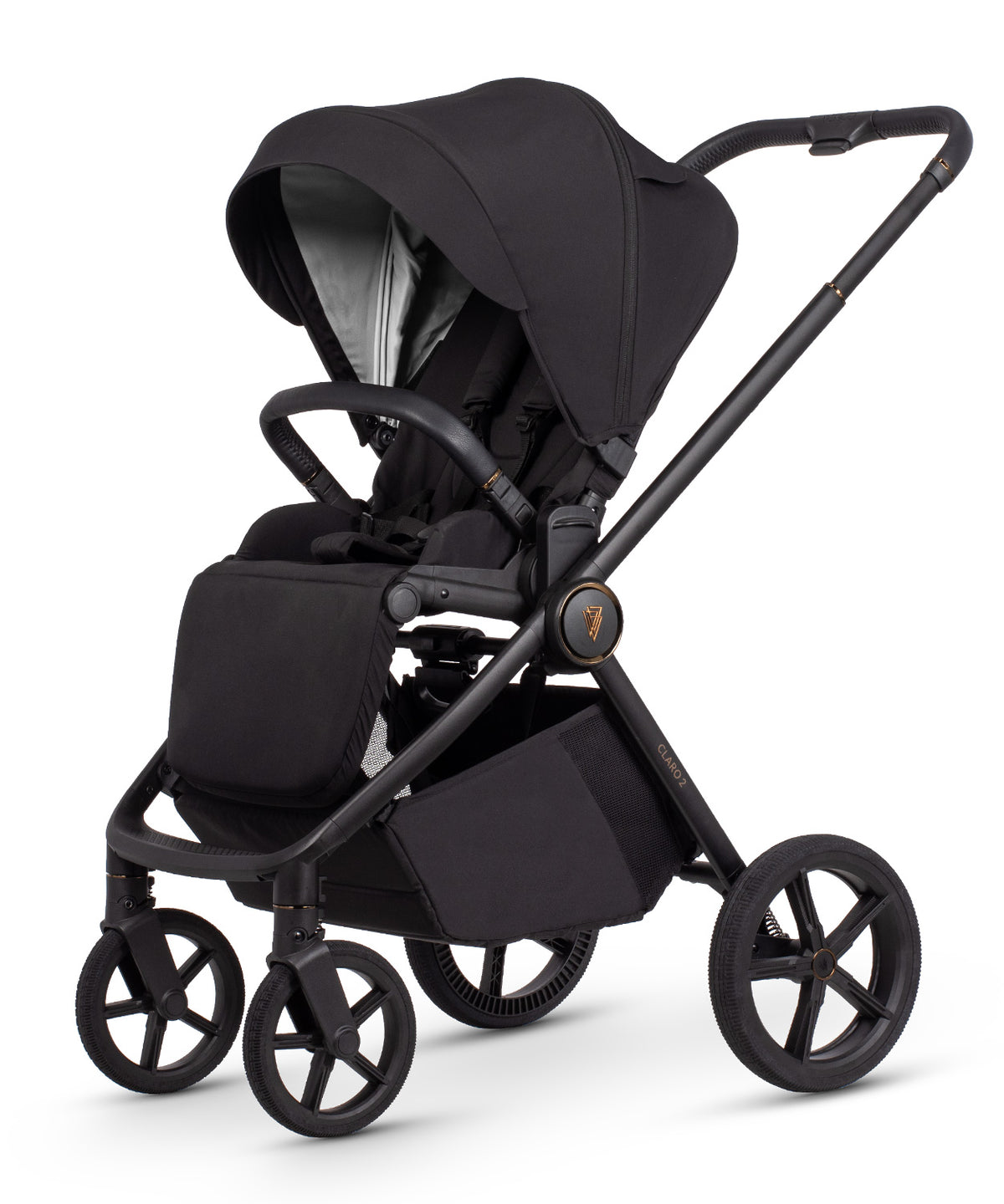 Veicci Claro 2 travel system in noir black with matching accessories, complete with cybex cloud S car seat and isofix base.