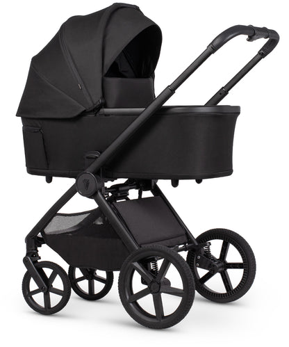 Venicci upline 3 bundle with accessories, carrycot stand and car seat in onyx black clourway.