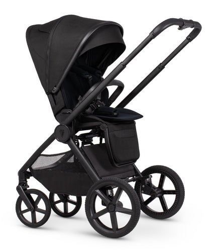 Venicci upline 3 comfort bundle with accessories and tiago car seat in onyx black clourway.