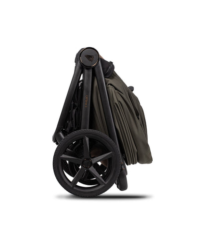 Venicci upline 3 bundle with accessories, carrycot stand and car seat in truffle clourway.