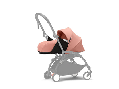 The Stokke YoYo newborn pack in ginger is suitable for use from birth with the yoyo chassis.