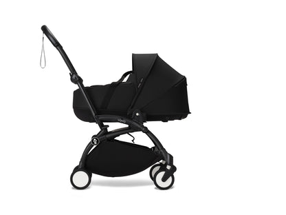 YoYo3 black chassis with black bassinet and colour pack.