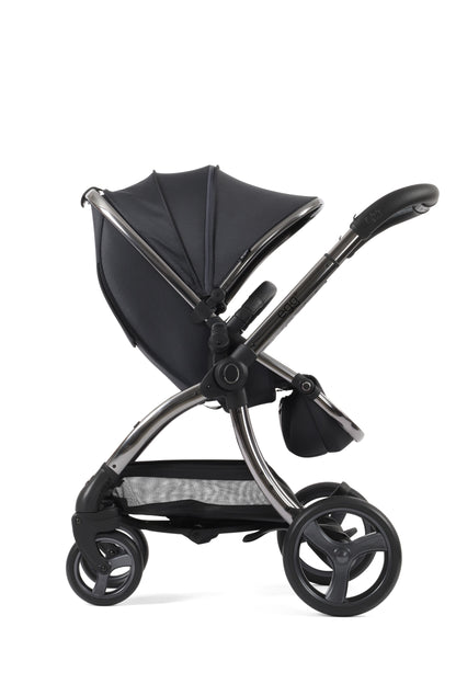 Egg3 Stroller in Carbonite