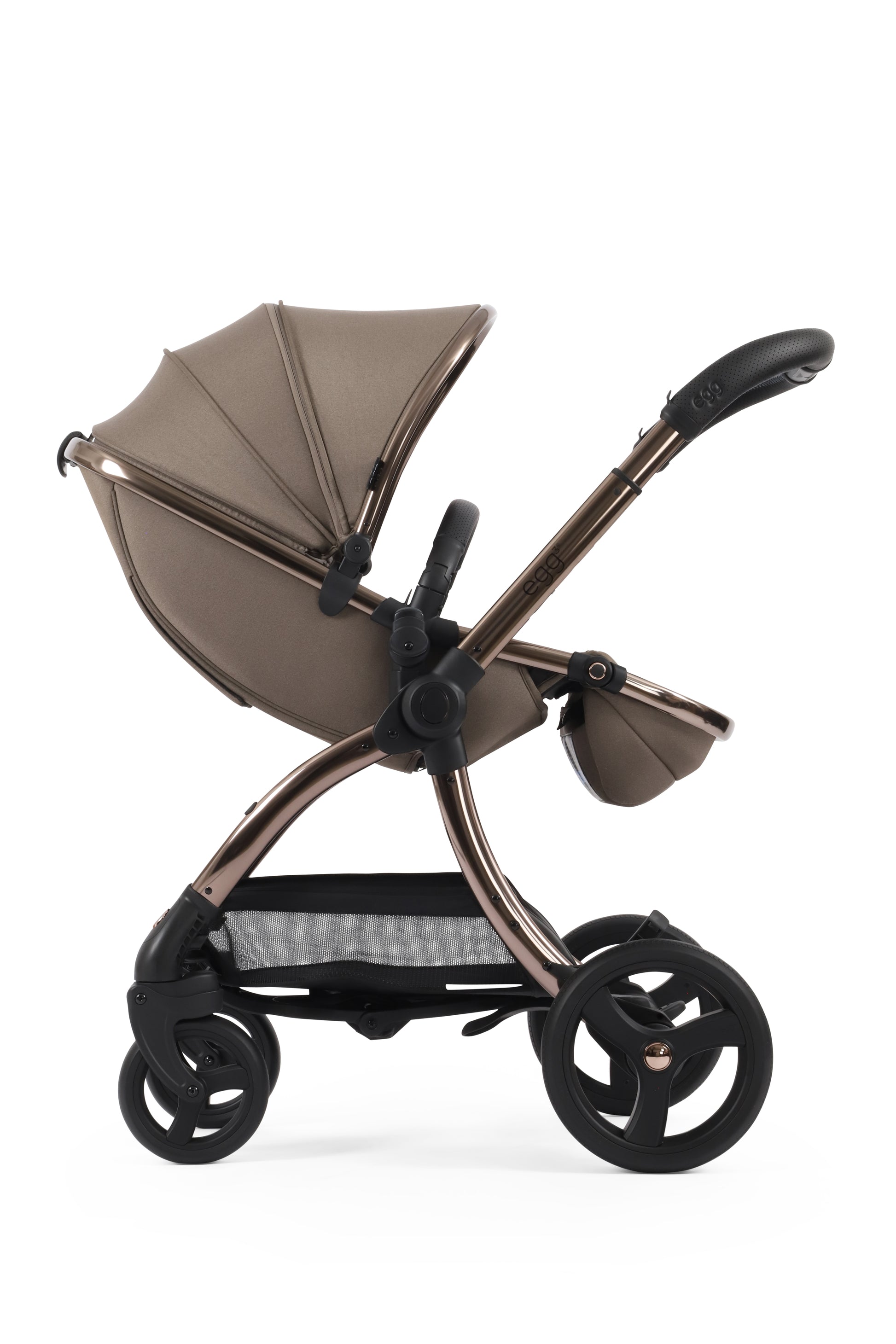 Egg3 Stroller in Mink Brown colour way.