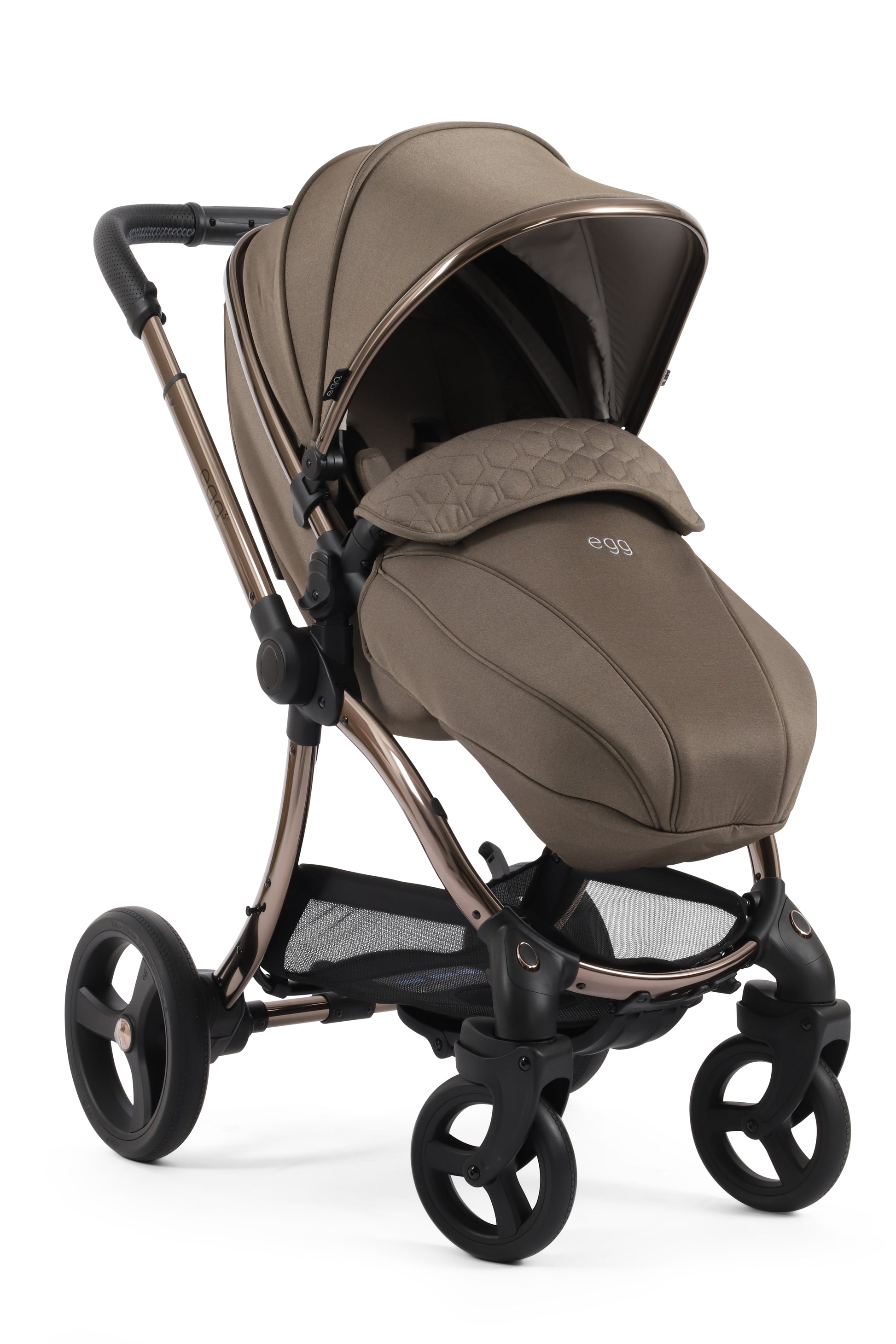 Egg3 Stroller in Mink Brown colour way.