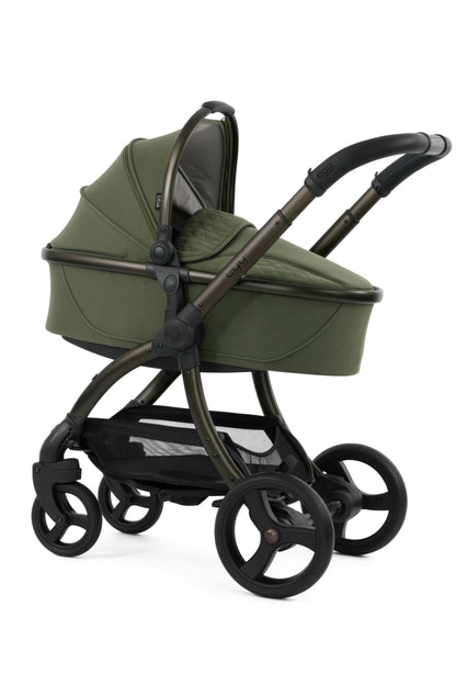 Egg 3 carrycot in Sage Green colourway.